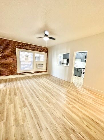 1st image of 752 S Mariposa Ave APT 304