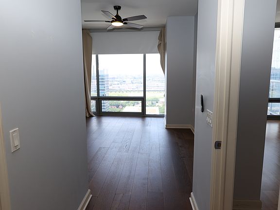 5th image of 100 E 14th St APT 2409