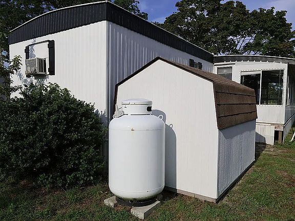3rd image of 30171 Martin Rd