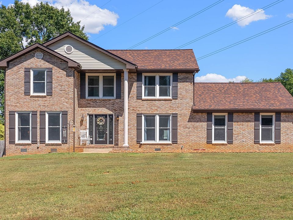 1st image of 241 Blair Dr