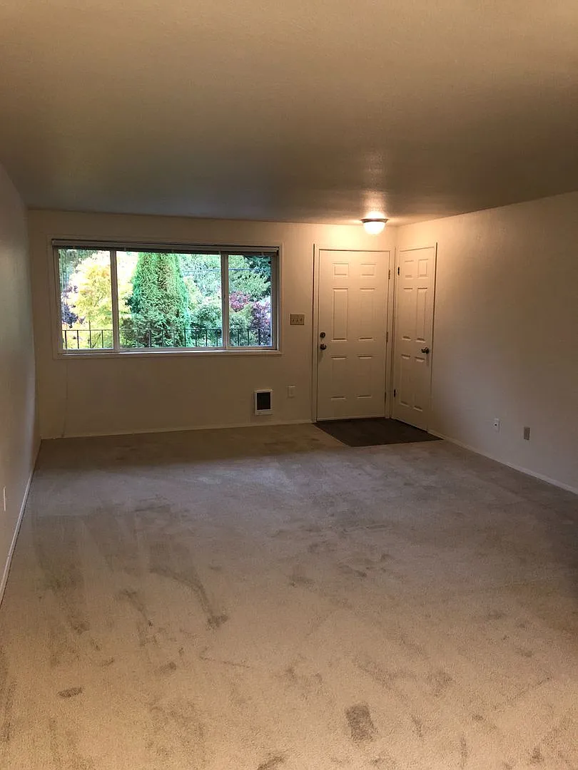 Mill Avenue Apartments PM100-105 — Photo 4