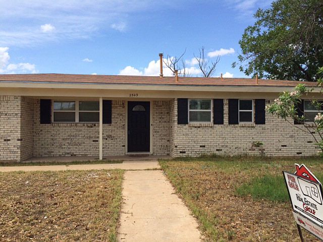 1st image of 2549 E 10th St