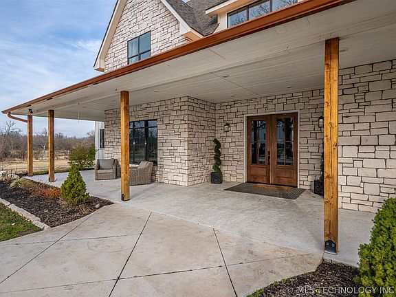 4th image of 21670 County Road 3 Dr