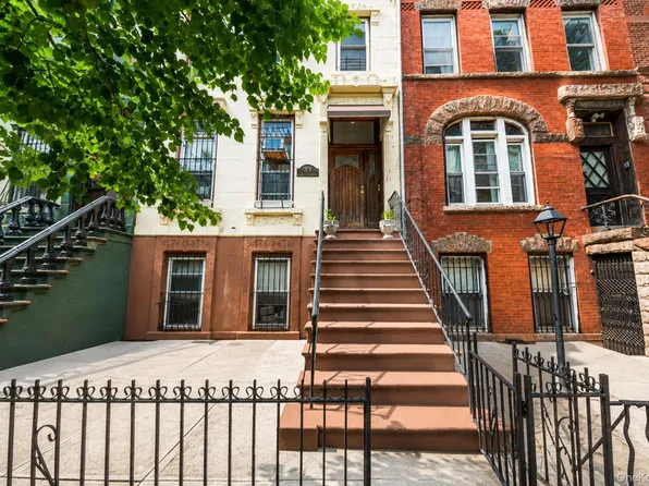 571 Macon Street, Brooklyn, NY 11233