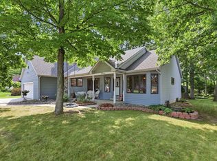 1309 Sanders Dr, Auburn, IN 46706