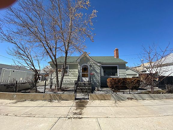 2nd image of 113 1st St