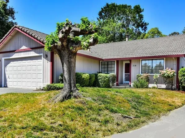 719 Placer Court, Santa Rosa, CA 95401