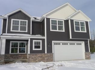 9764 Westwood Dr, Traverse City, MI 49685