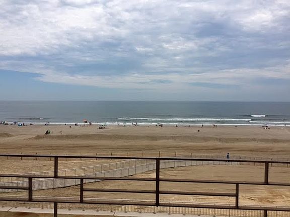 3rd image of 121-16 Ocean Promenade APT 4G