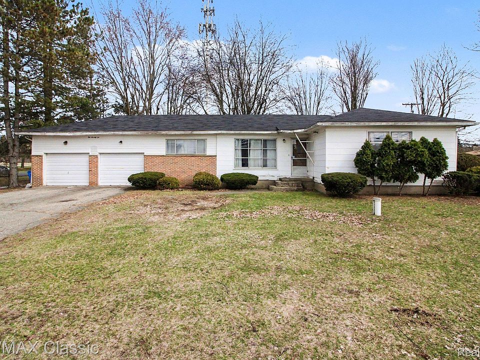 1st image of 1076 Benstein Rd