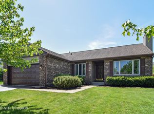 500 Burke Dr, Carol Stream, IL 60188