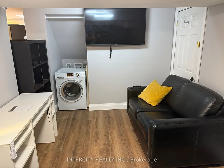 222 Combe Ave #1 — Photo 10