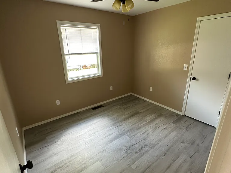 712 W Austin St #1 — Photo 6