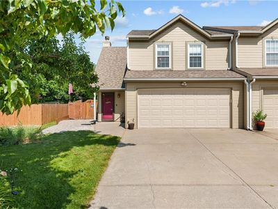 643 NE Swann Cir, Lees Summit, MO, 64086