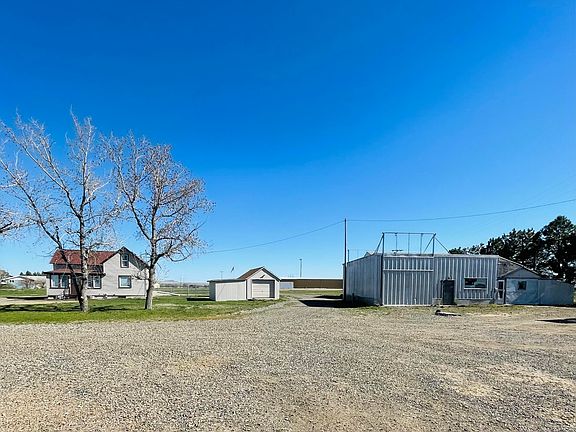 5th image of 140 Judith Landing Rd