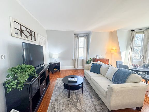 4th image of 39 Cypress St #2