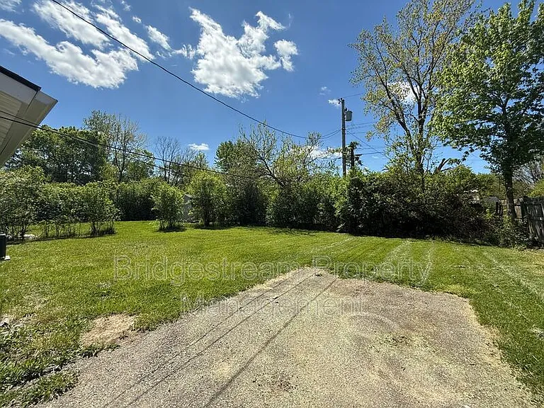 1427 Stuben Dr — Photo 10