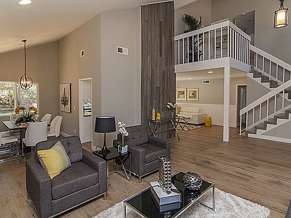 5th image of 30693 Lakefront Dr