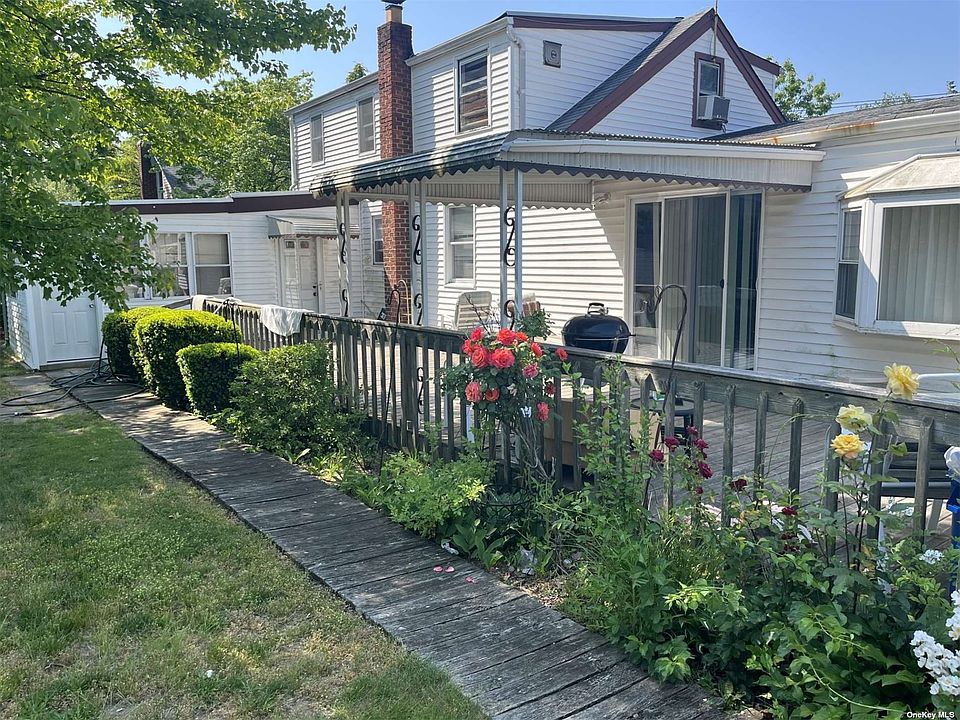 464 Arnold Ave, West Babylon, NY 11704 MLS 3482916 Zillow