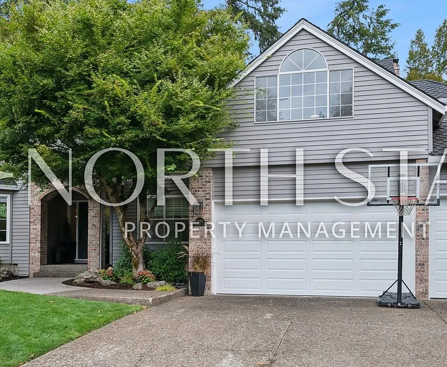 14190 Amberwood Cir