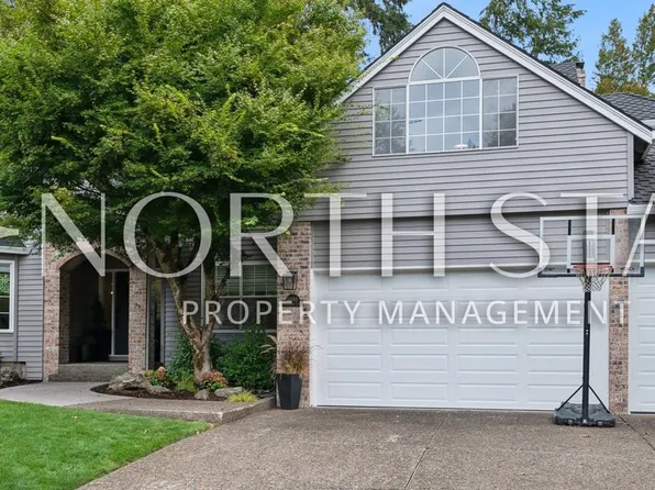 14190 Amberwood Cir, Lake Oswego, OR 97035
