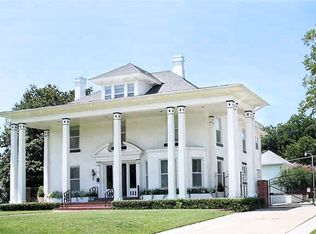 211 F St SW, Ardmore, OK 73401