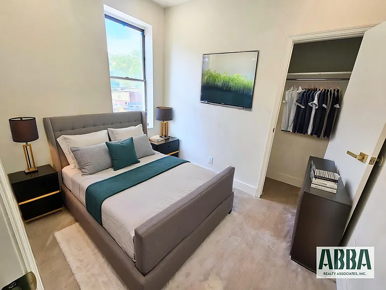 926 Clarkson Ave #1L — Photo 3