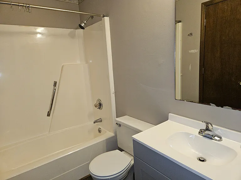 831 Rumford Pl — Photo 8