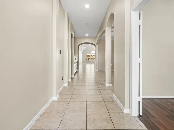4713 La Escalona Dr, League City, TX 77573