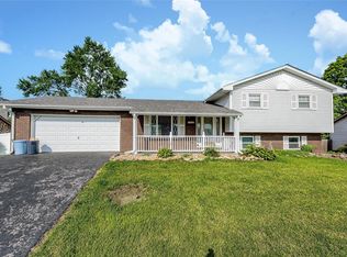 31 Steelecrest Ln, Granite City, IL