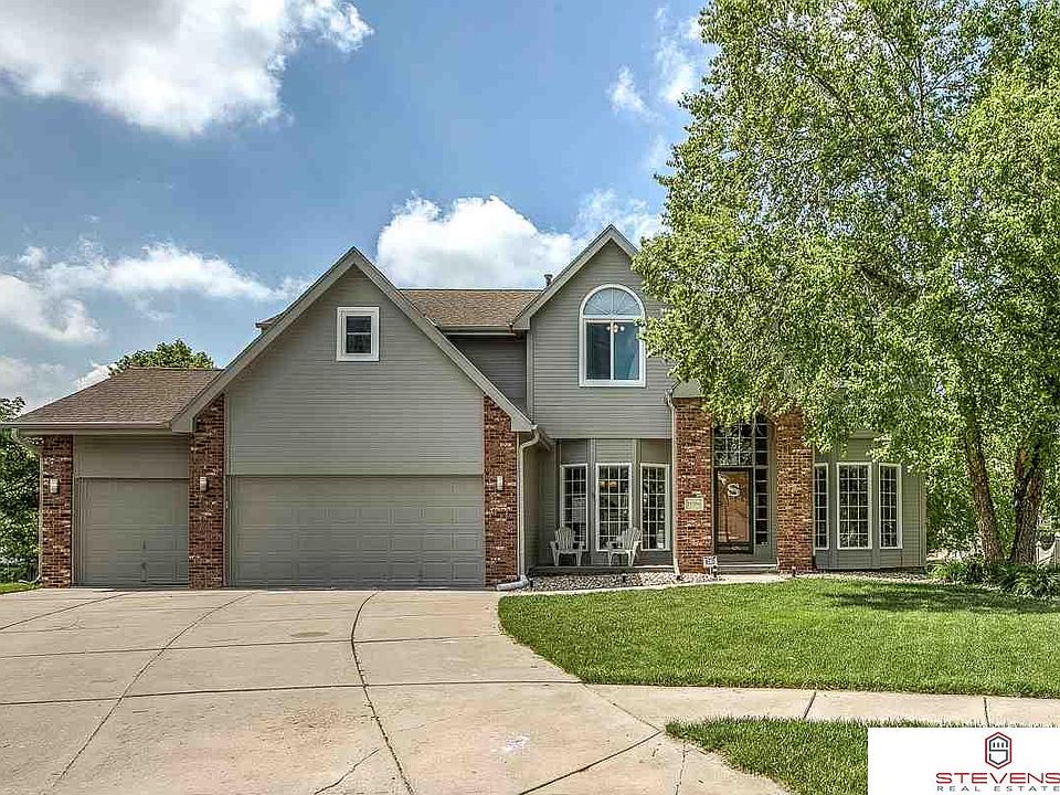 1st image of 15356 Hillside Cir