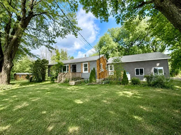 214 Spellman Rd, Plattsburgh, NY 12901