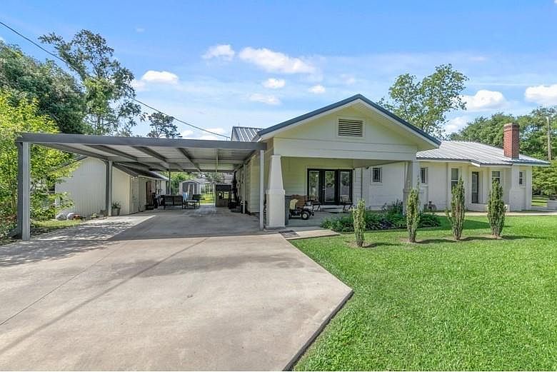 118 N 10th St, Kinder, LA 70648 Zillow