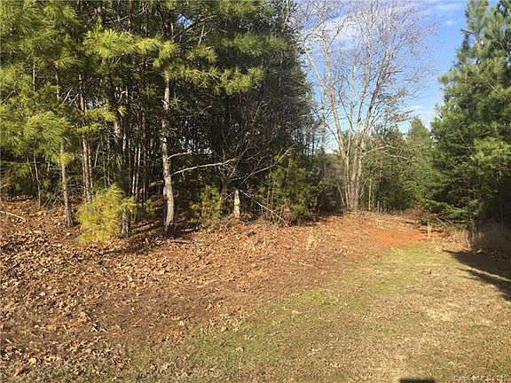 2nd image of 5566 Stillwater Dr