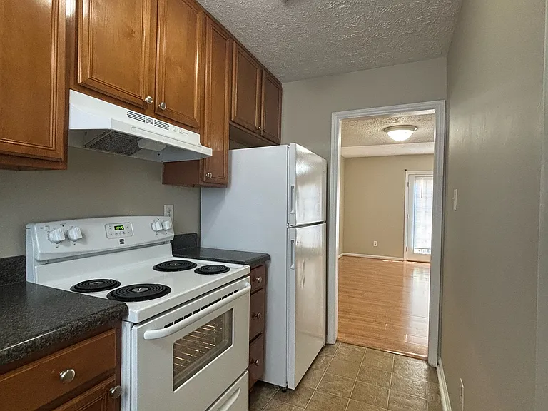 422 Kirkcaldy Ct #1 — Photo 11