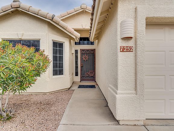 2nd image of 7252 W Kiwi Ln