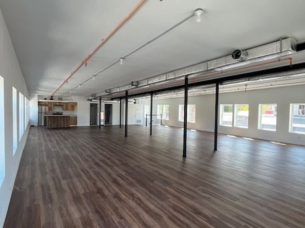 15 Main St #1