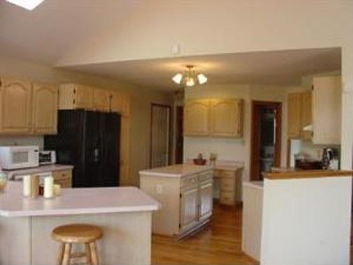 4th image of 7235 Walnut Creek Dr