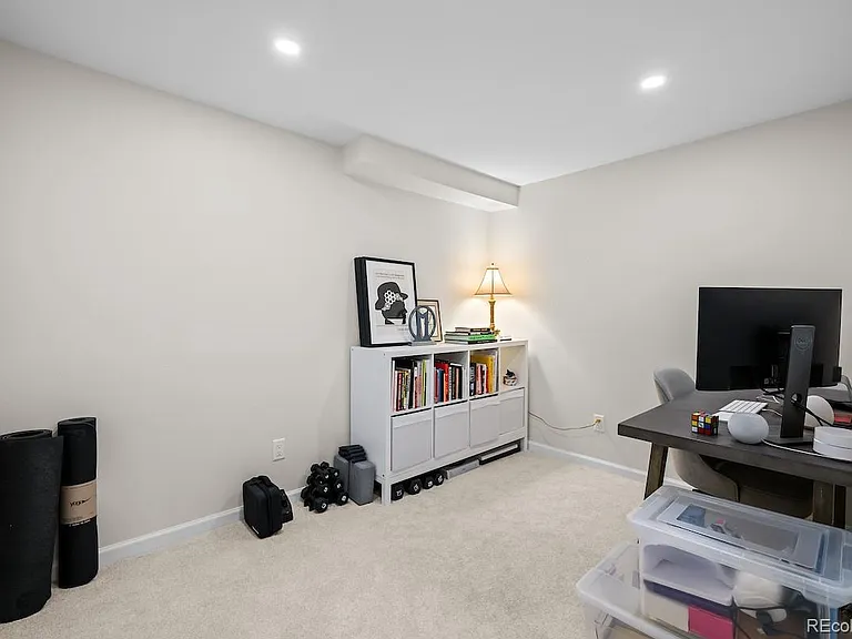 7030 S Magnolia Cir — Photo 31