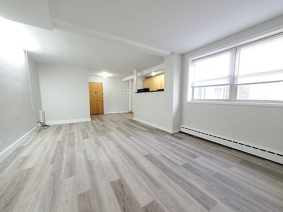 4th image of 2465 John Fitzgerald Kennedy Blvd #24E