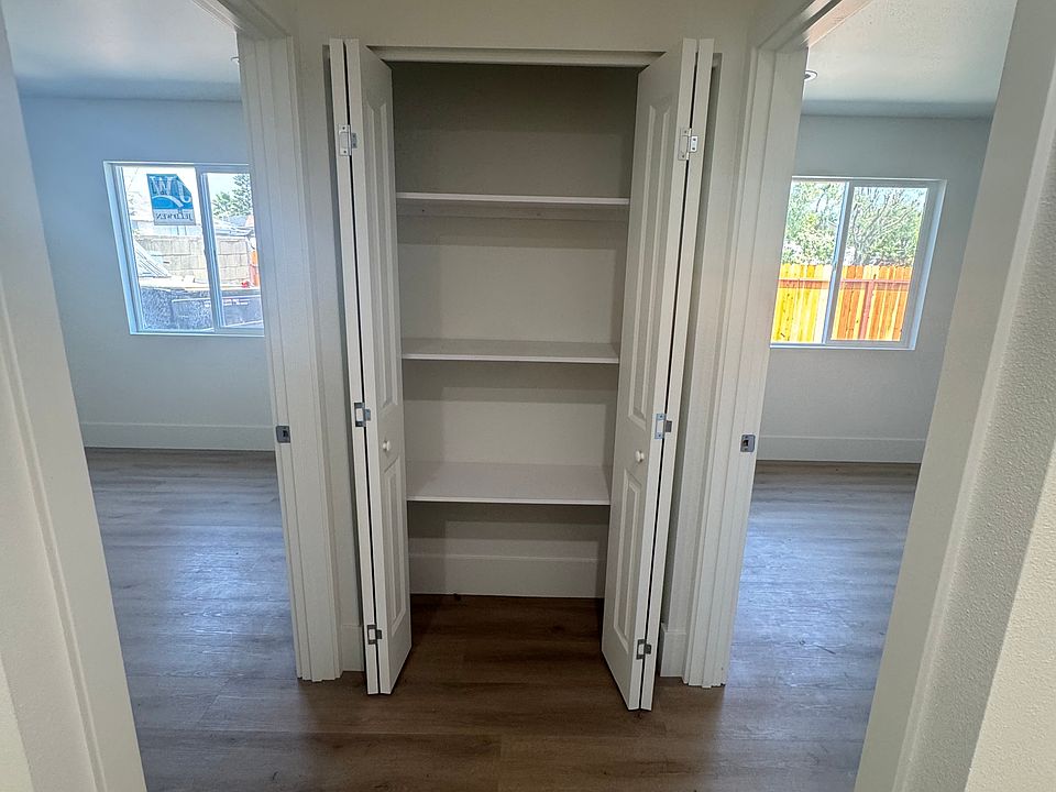 1st image of 8847 1/2 Isora St #1/2