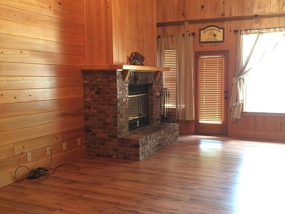 4th image of 225 Plank Dr