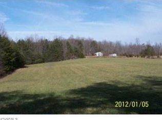 3381 Deer Run Rd, Farmville, VA 23901