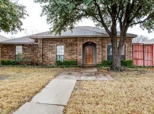 2002 Clearwater Trl, Carrollton, TX 75010