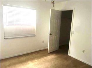 2043 McIntosh Rd #B, Sarasota, FL 34232