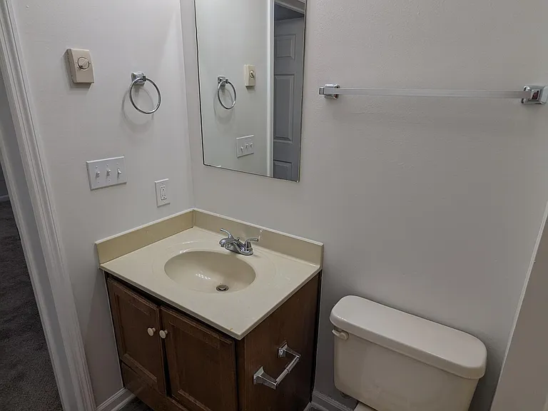 1425 College Heights Rd #205 — Photo 38