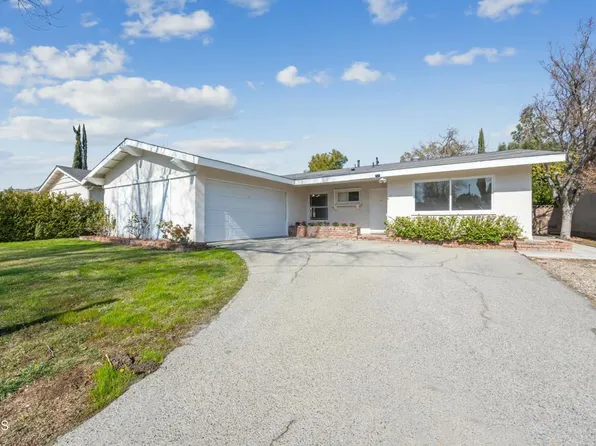 23843 Archwood St, West Hills, CA 91307