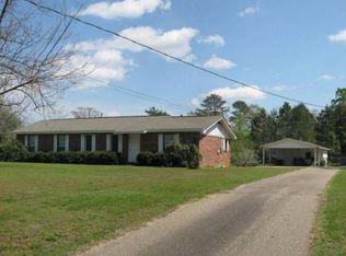 76 Eastview Dr, Laurel, MS 39443