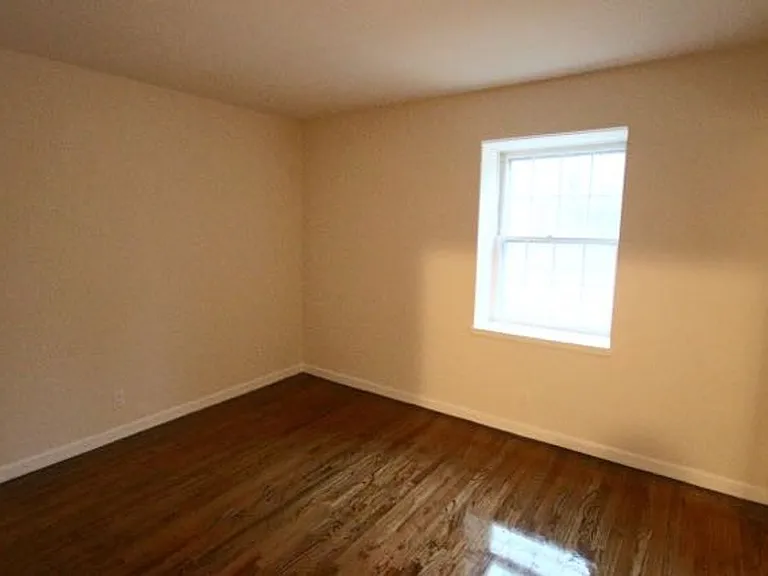36 Williamsburg Dr — Photo 15