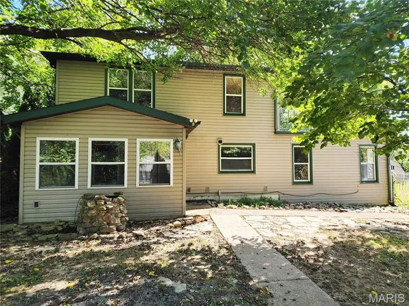 510 N Oak St, Owensville, MO 65066
